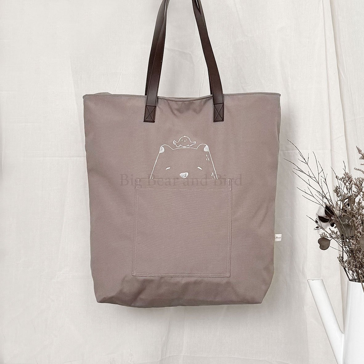 BEARY BIG Tote Bag in Ash - Image 3