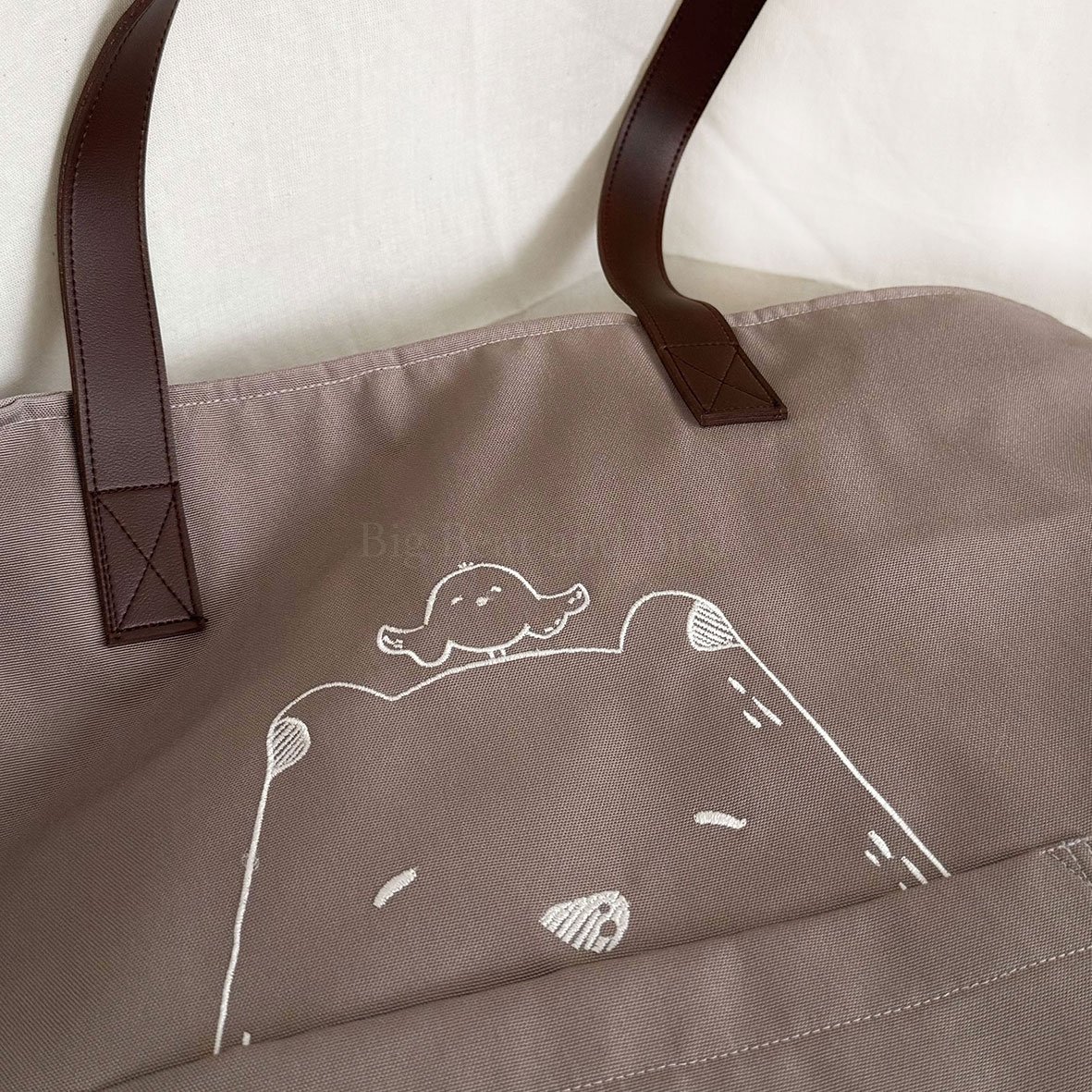 BEARY BIG Tote Bag in Ash - Image 4